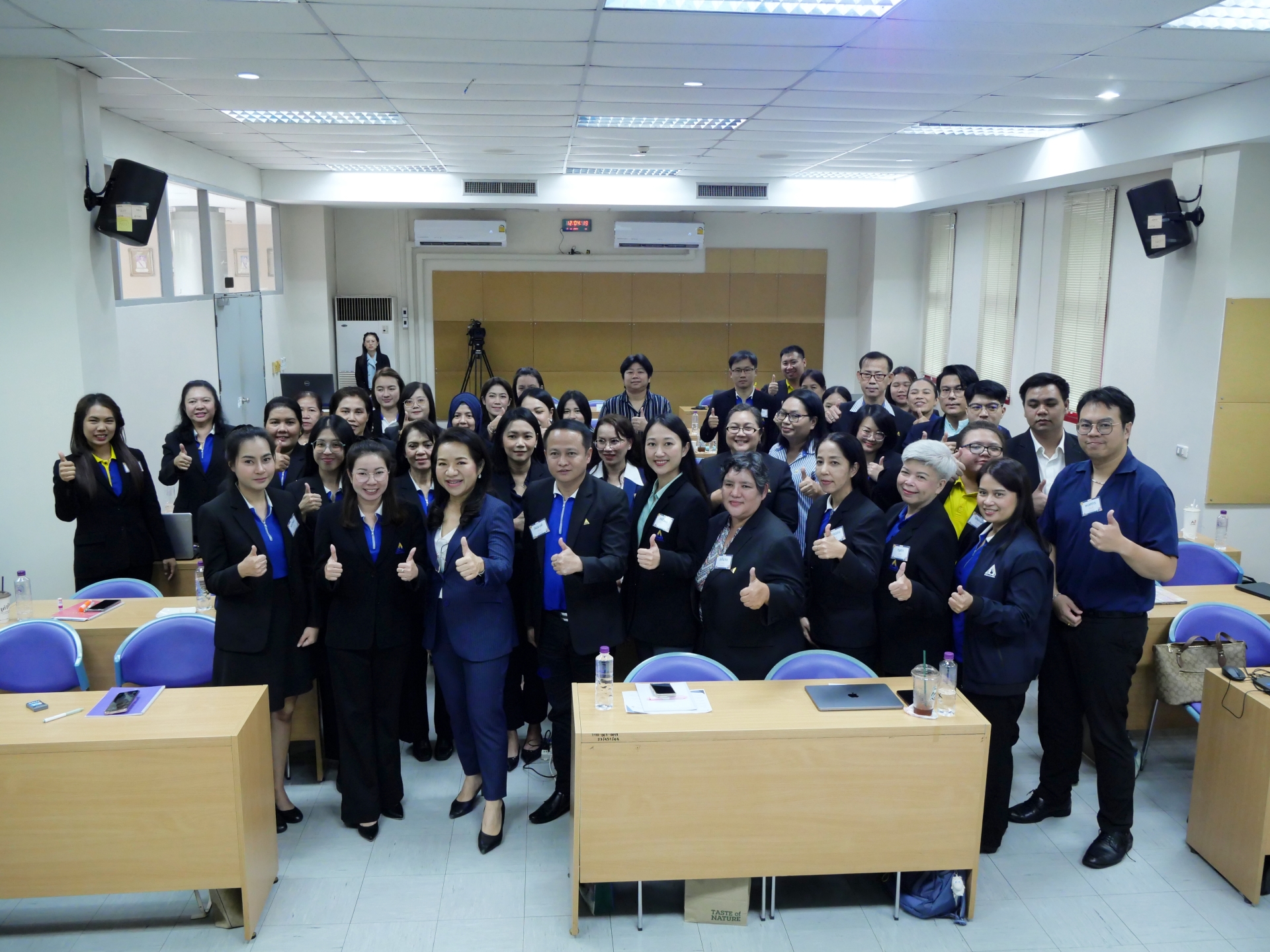 อรอุมา เกษตรพืชผล ร่วมเป็นวิทยากรในโครงการฝึกอบรม “เทคนิคการเป็นวิทยากรอย่างมืออาชีพ” รุ่นที่ 3