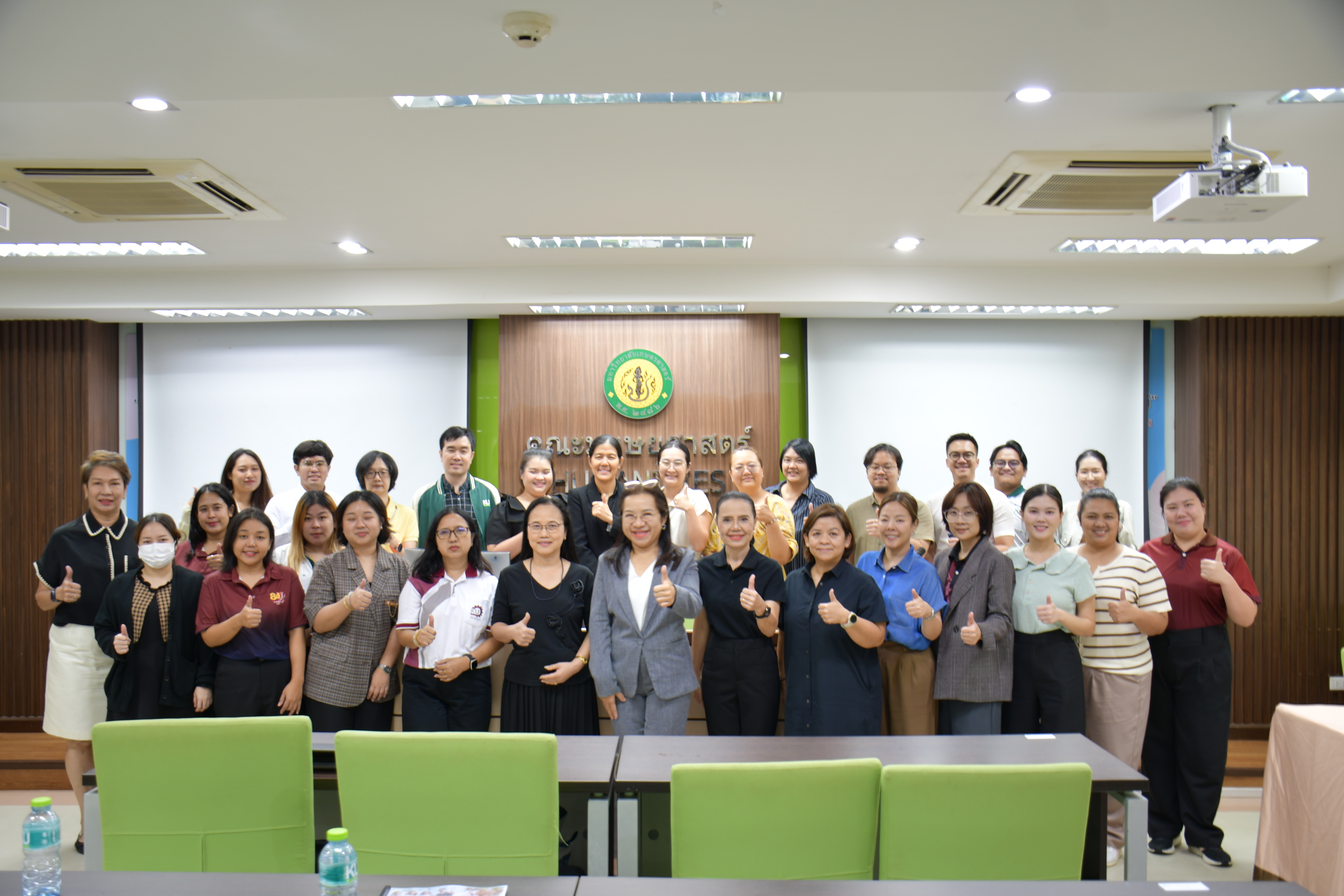 คุณอรอุมา เกษตรพืชผล เป็นวิทยากรบรรยาย การอบรมเชิงปฏิบัติการ หลักสูตรเสริมสร้างภาพลักษณ์และทักษะการสื่อสารอย่างมืออาชีพ